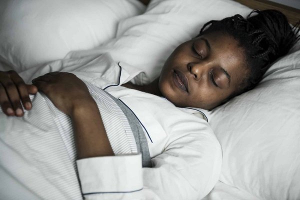 Dormir mieux: choisir entre oreiller à plume ou classique